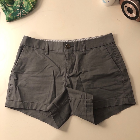 Old Navy Every day shorts | Grey | SIZE 0 NWOT - Picture 2 of 6